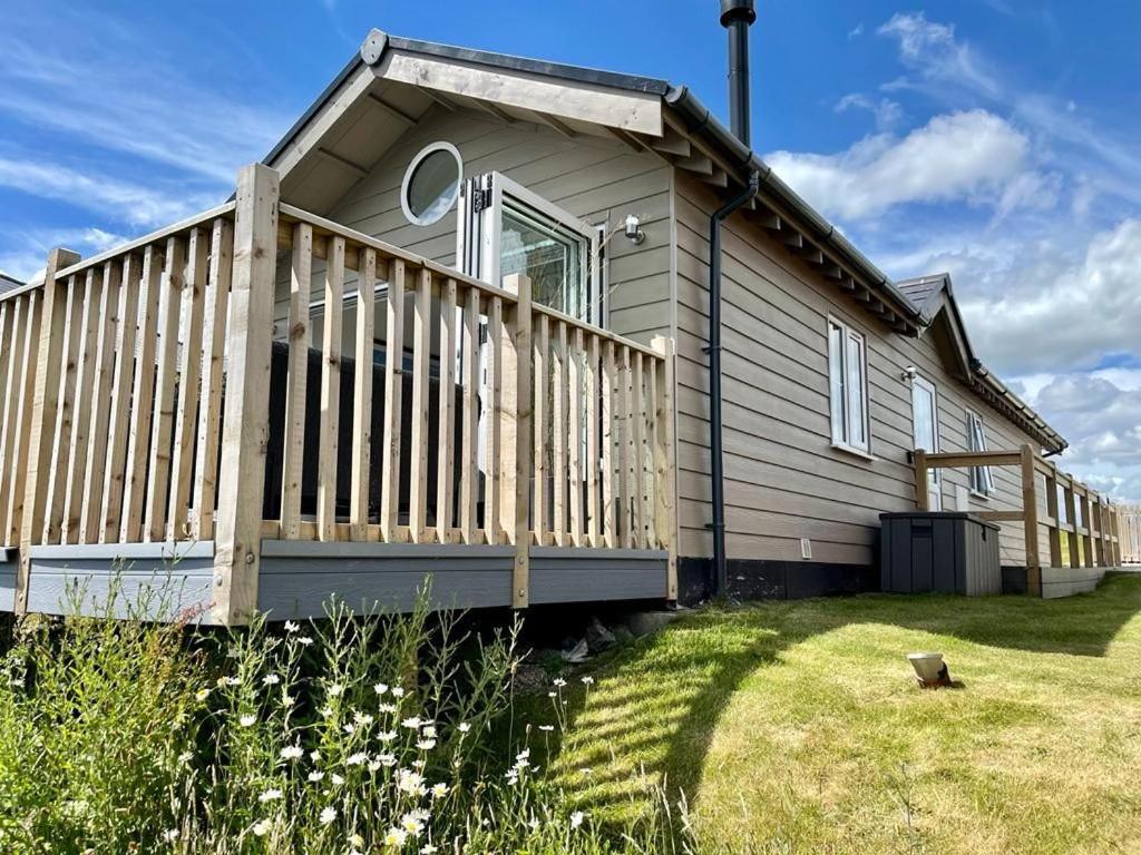 Lakeside Retreat At The Bay Filey, Sleeps 4, 2 Non-Shedding Dogs Welcome For Free מראה חיצוני תמונה
